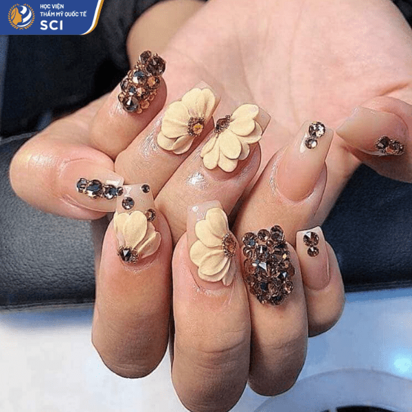 Bạn có thể thỏa sức sáng tạo với đá và hoa bột mà không cần lo bộ nail trông rườm rà - hoidapnails.com