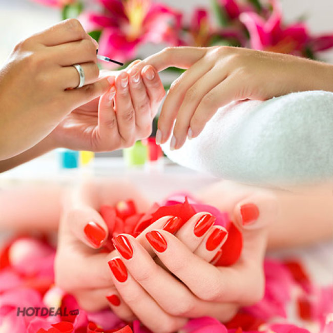 192154-dich-vu-lam-nail-cham-soc-tay-chan-massage-mat-bang-san-pham-shiseido-tai-cham-nail-spa