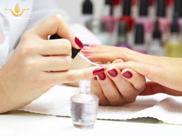 khi-nghip-ngh-nail-cho-ngi-vit-m.jpg