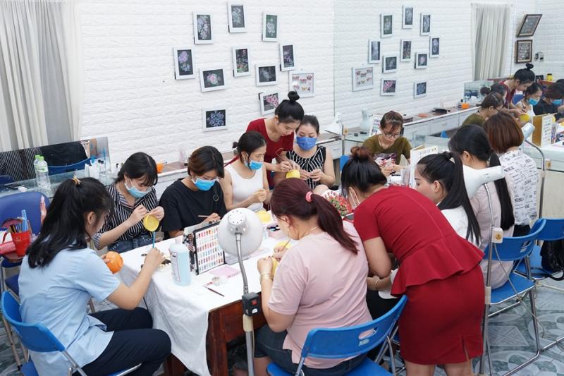 Giải đáp các thắc mắc về học nail và làm nail trong thời gian tới