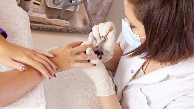 Cách bảo vệ sức khoẻ khi làm nail cho mọi người 