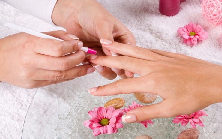 Dịch vụ làm nail gồm có gì? Giá của dịch vụ làm nail có đắt không?