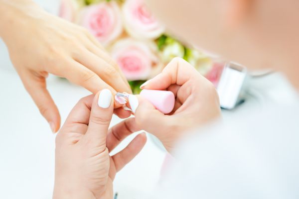 Dịch vụ làm nail gồm có gì? Giá của dịch vụ làm nail có đắt không?