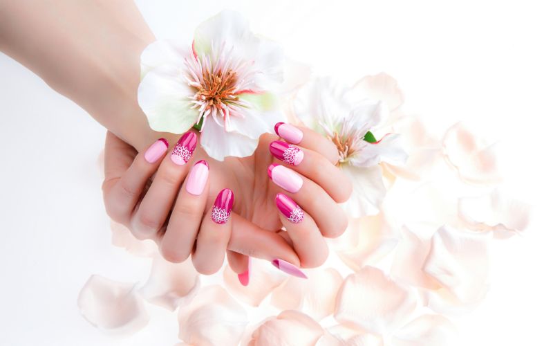 Hướng dẫn cách giữ móng tay được bền màu cho nail