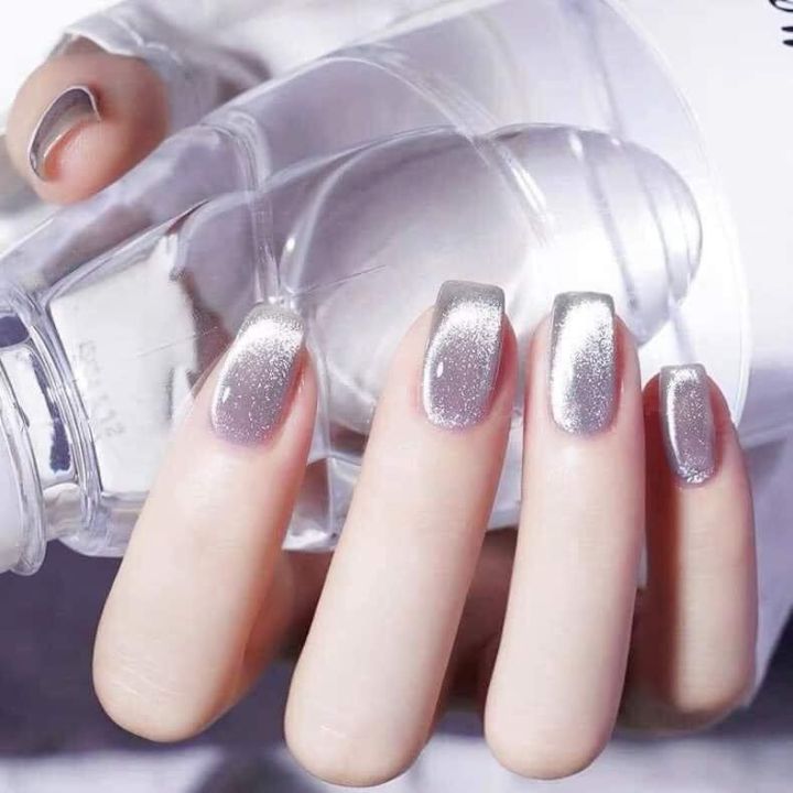 Mẫu nail mắt mèo kim cương long lanh nhất 2024-2025