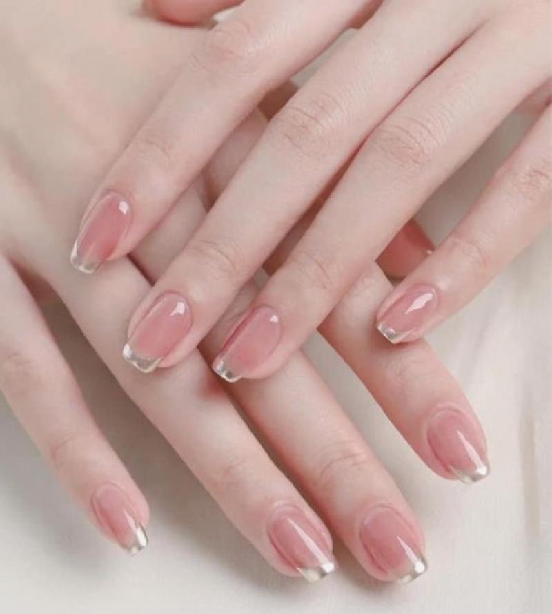 Mẫu nail mắt mèo kim cương long lanh nhất 2024-2025