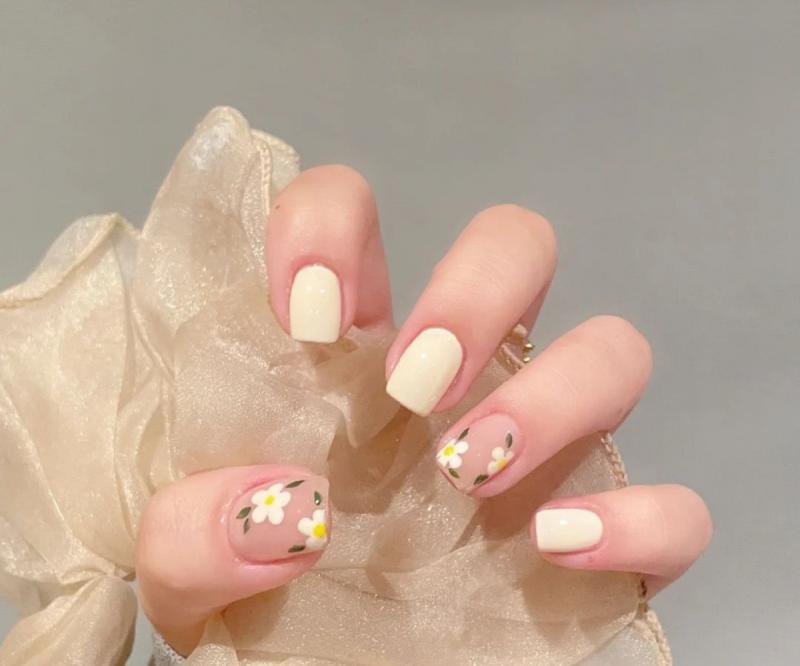 10 mẫu nail trắng sữa đẹp nhất định cô nàng phải thử