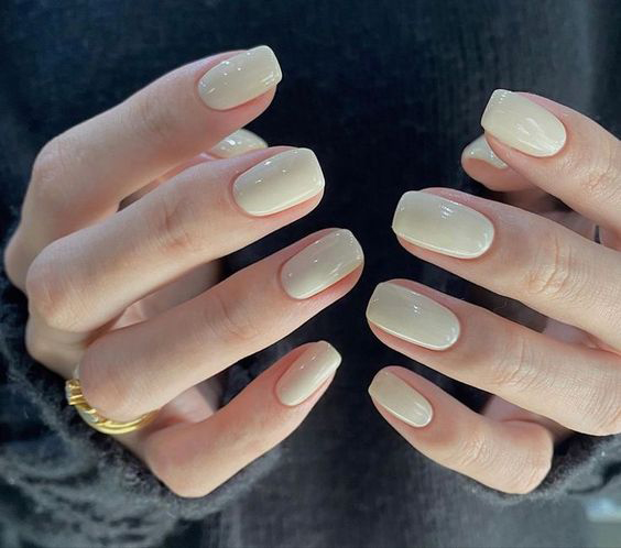 10 mẫu nail trắng sữa đẹp nhất định cô nàng phải thử